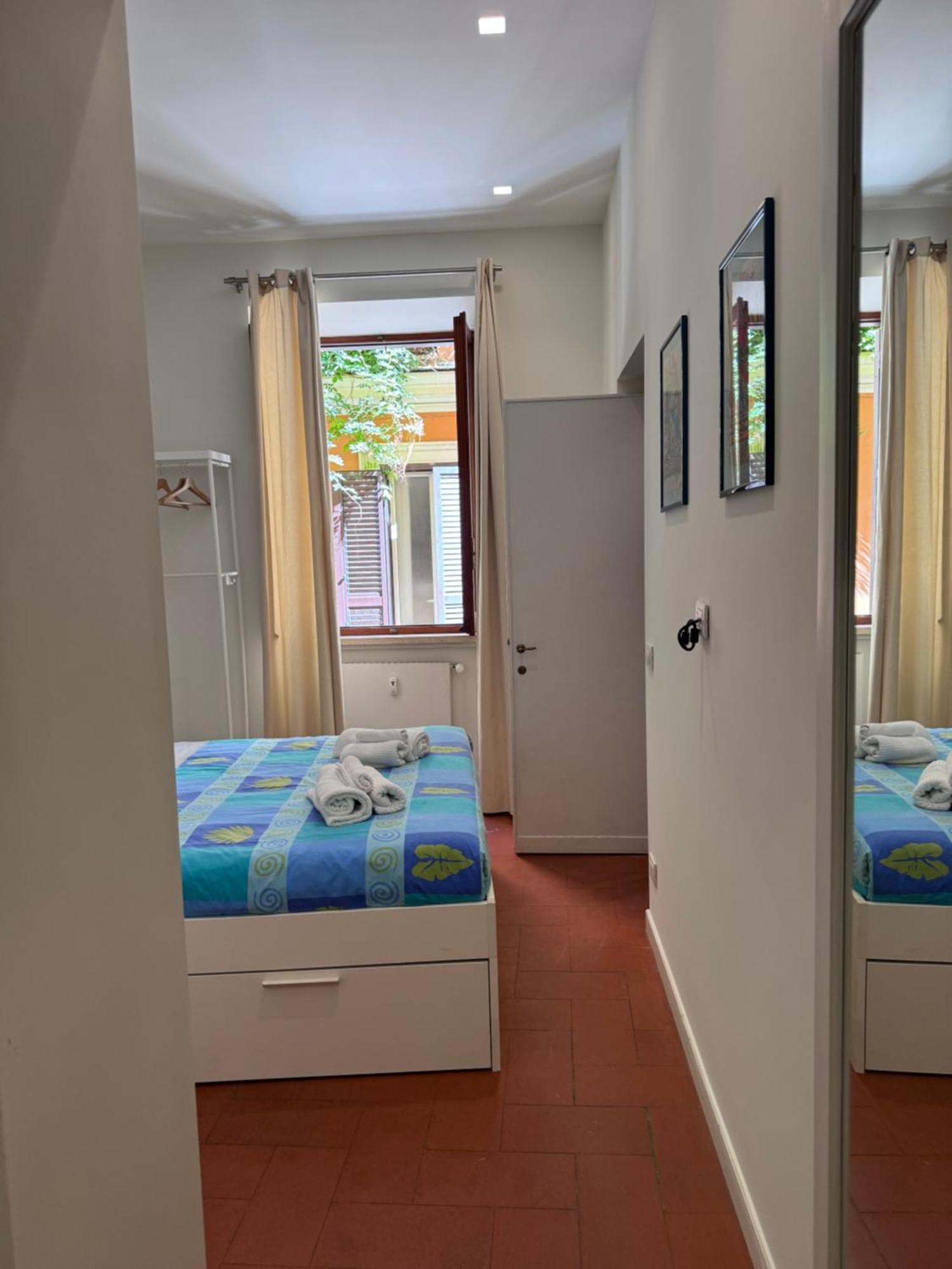 Colosseum Apartment - Your Cozy Roman Escape Bagian luar foto